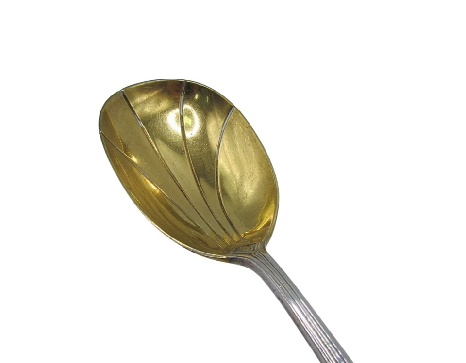 Cuchara grande para servir fresa vintage de plata esterlina Tiffany & Co. Foto 4 de 4