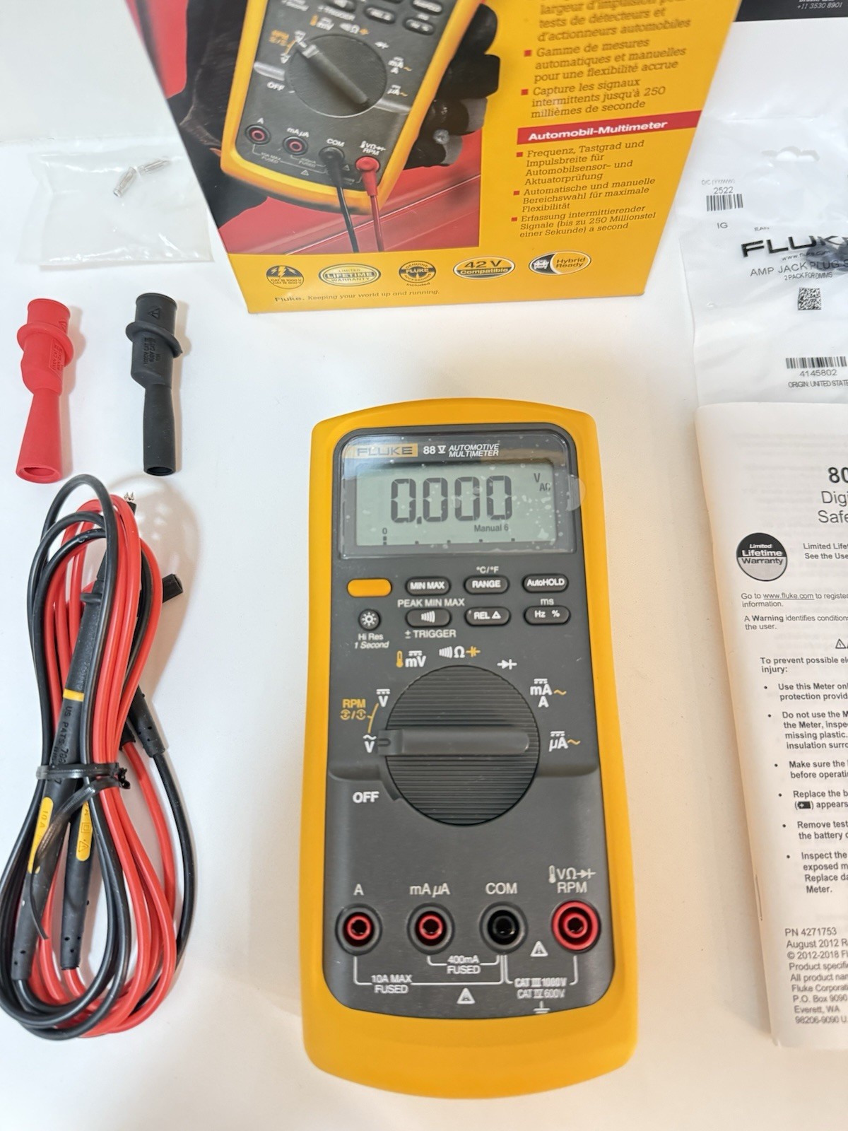FLUKE 88V AUTOMOTIVE MULTIMETER (NEW FACTORY SEALED) CALIBRATED 2024 -SHIPS FAST