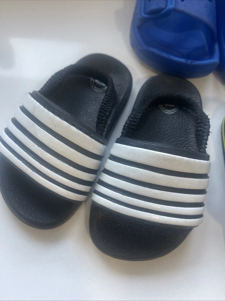 Lote Chanclas Sandalias Niños Pequeños Talla 5 6 7 Usadas en Excelente Condición Reef Wonder Nation Foto 4 de 4