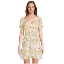 Madden NYC Floral Short Sleeve Mini wrap Dress Build In Bra Junior XXL Cream EUC