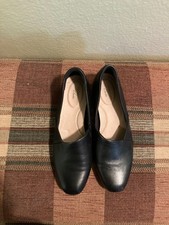 Clark  s Collection Juliet Palm Black Leather Slip On Size 7.