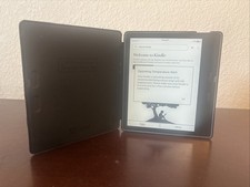 Amazon Kindle Oasis 9th Gen CW24Wi E-book Reader 7-inch 32GB Wifi Bluetooth