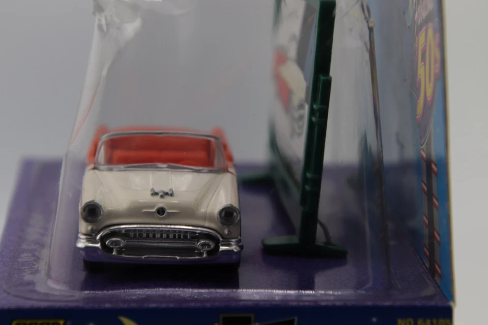 Road Champs O 1:43 1955 年 Oldsmobile Starfire 98 可转换带盒 1996 年带广告牌 — 第 4/4 张图片