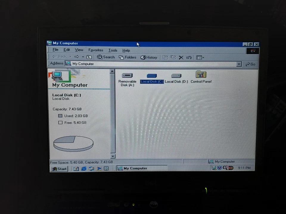 Laptop Dell Inspiron 8600 15,4" - ENCIENDE Y FUNCIONA PERO NECESITA REPARACIÓN - Foto 4 de 4