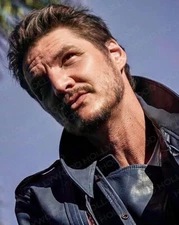 Pedro Pascal 8x10 Photo WM