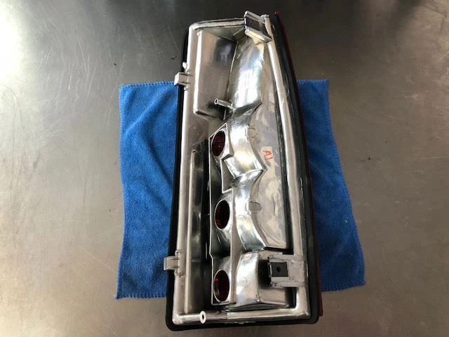 Luz trasera derecha pasajero para camioneta Chevrolet 2500 90-00 417715 Foto 4 de 4