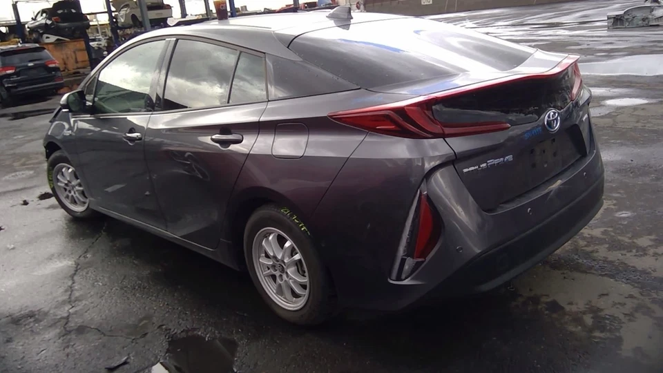 Consola piso delantero con cargador inalámbrico compatible con 16-20 PRIUS 2392571 Foto 4 de 4