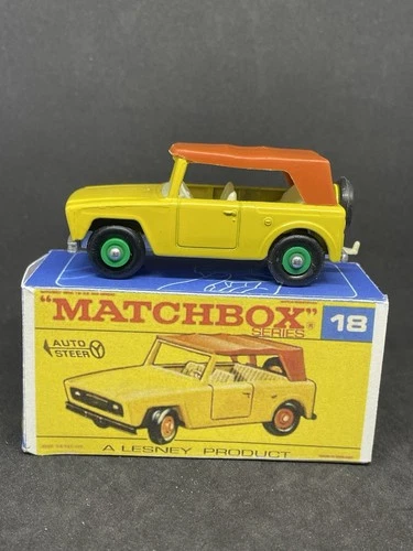 Vintage Lesney Matchbox 18 Custom Green Hub Field Car Nice Repro Box