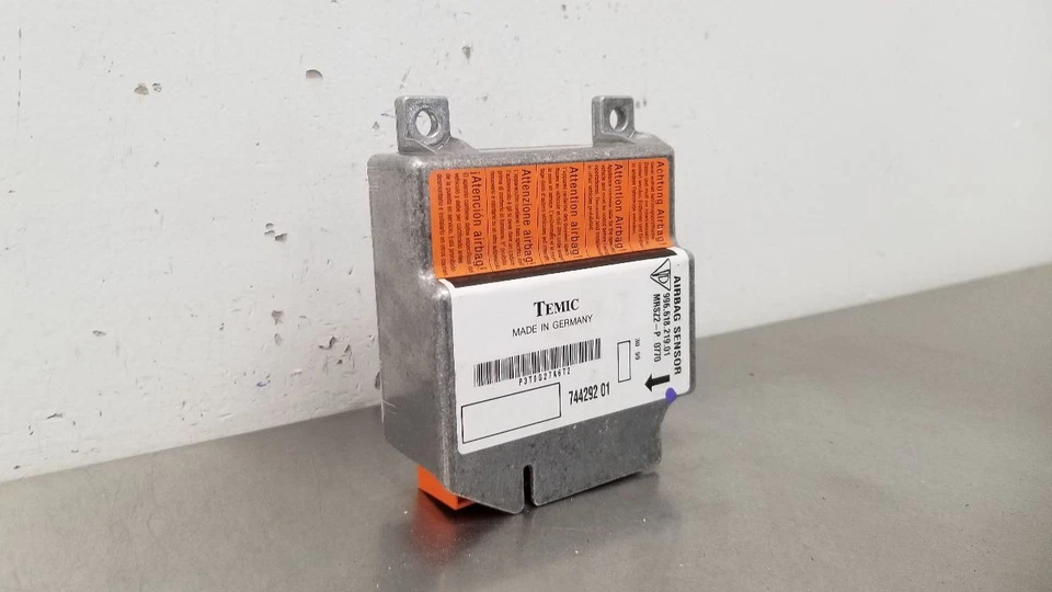 Porsche 911 996 Carrera Convertible SRS 2000 módulo de control 99661821991 Foto 4 de 4