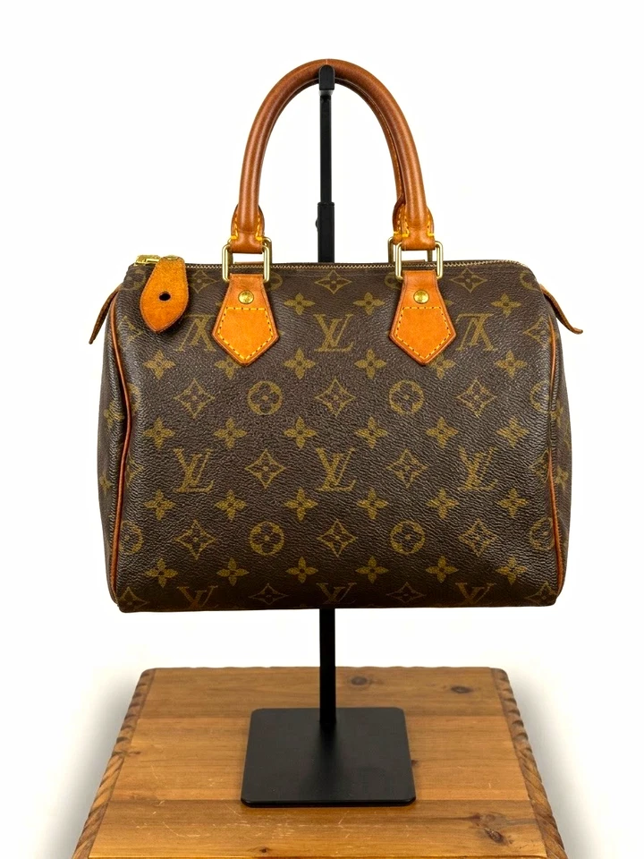 Louis Vuitton Speedy, photo 1 of 5
