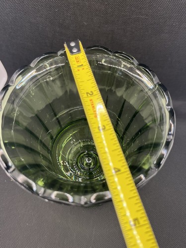 -Vaso vintage a pedalo in vetro verde avocado base alta 6" usato- - Foto 5 di 10