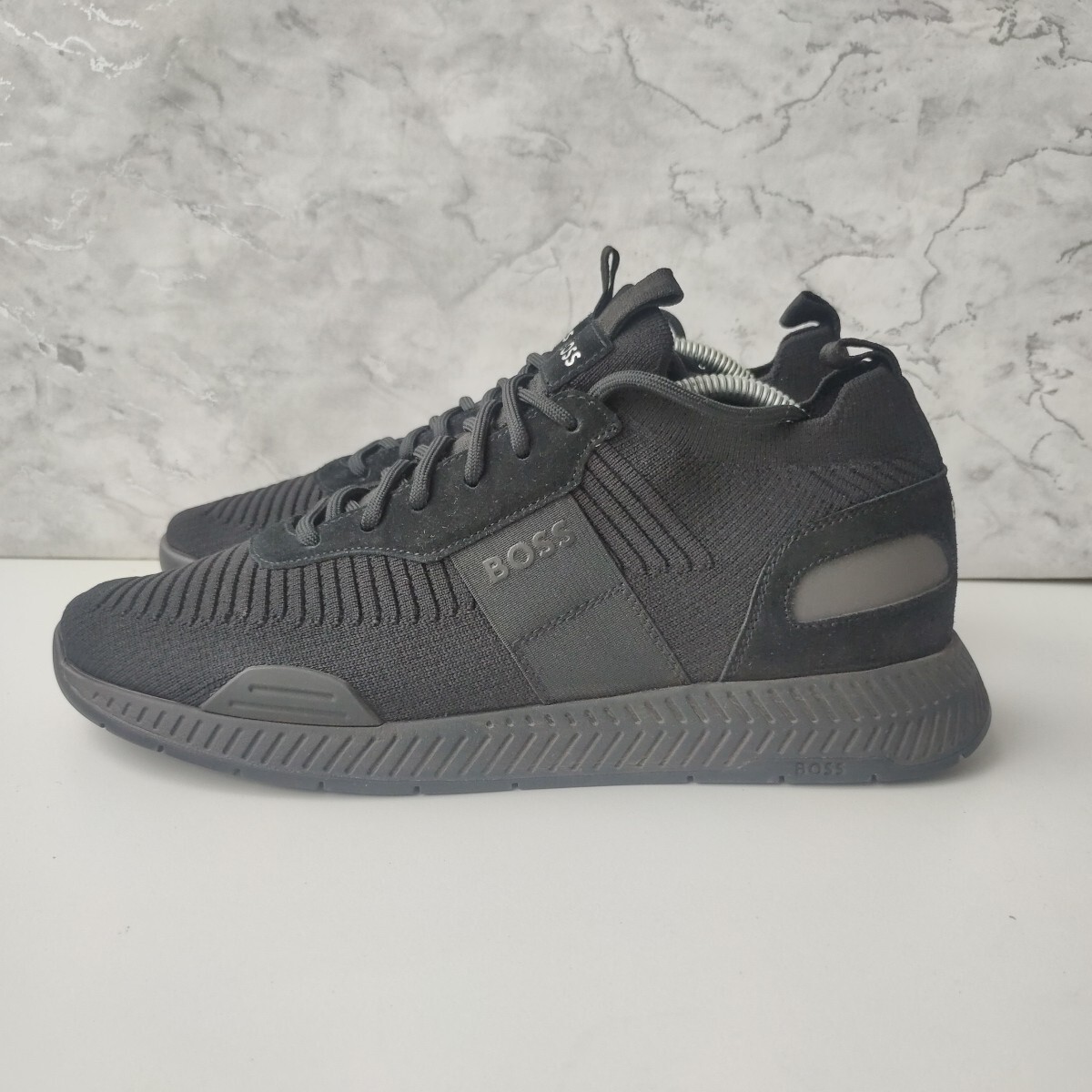 Boss Men's Titanium Runn Knit UK Size Black