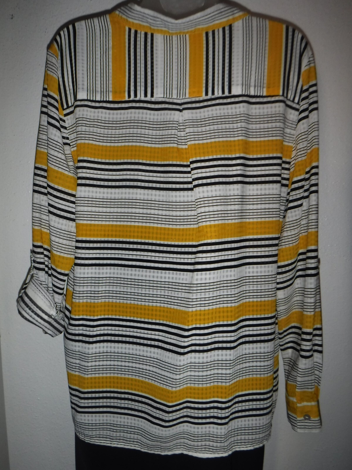 Notations Large white multi-colored striped adjus… - image 3