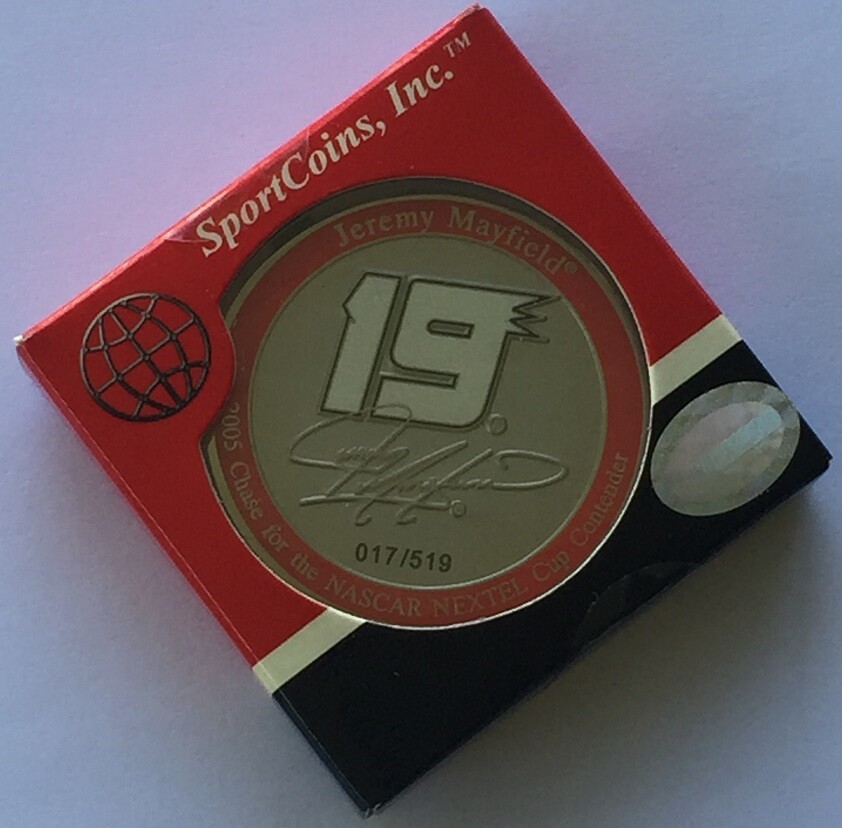 2006 Jeremy Mayfield #19 Dodge Evernham Motorsports NASCAR