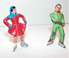 Vintage Cast Lead Man  Women Couple Skaters Skating USA Barclay Manoil Figure
