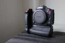 Canon EOS R5 C in Excellent Condition with Ca...