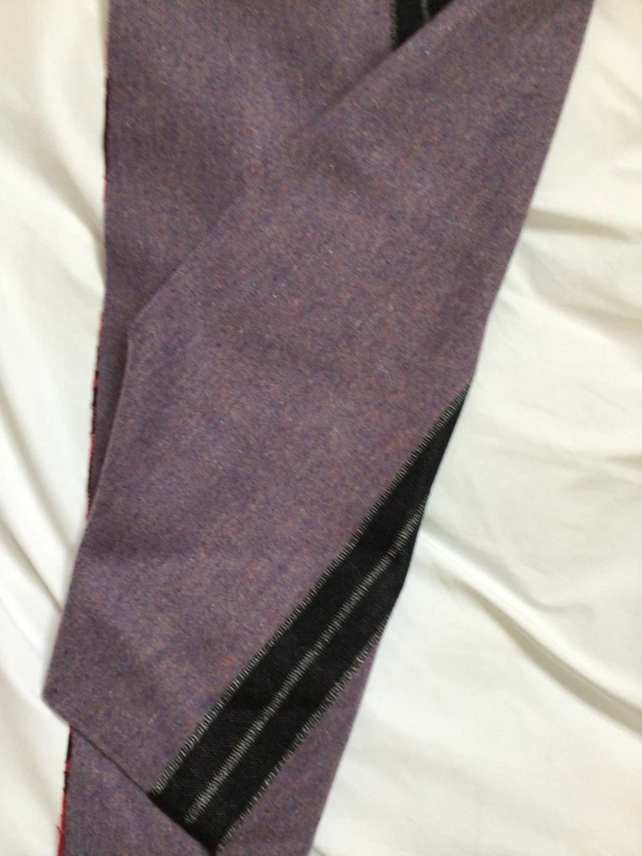 Vintage Pendleton Blanket Weight Purple Heather Tweed Black Stripe 19" L x 68" W - Image 3 of 4