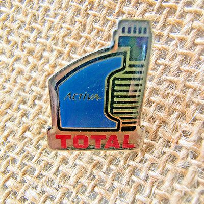 Total Activa Motoröl Werbung Vintage Emaille Anstecker 90er Jahre alt Pin Badge