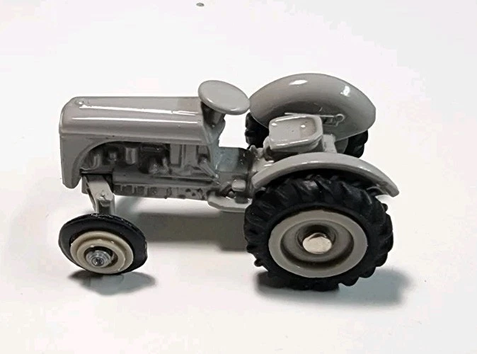 Ertl Gray Ford 9N Tractor 1/64 Diecast - Image 4 of 4