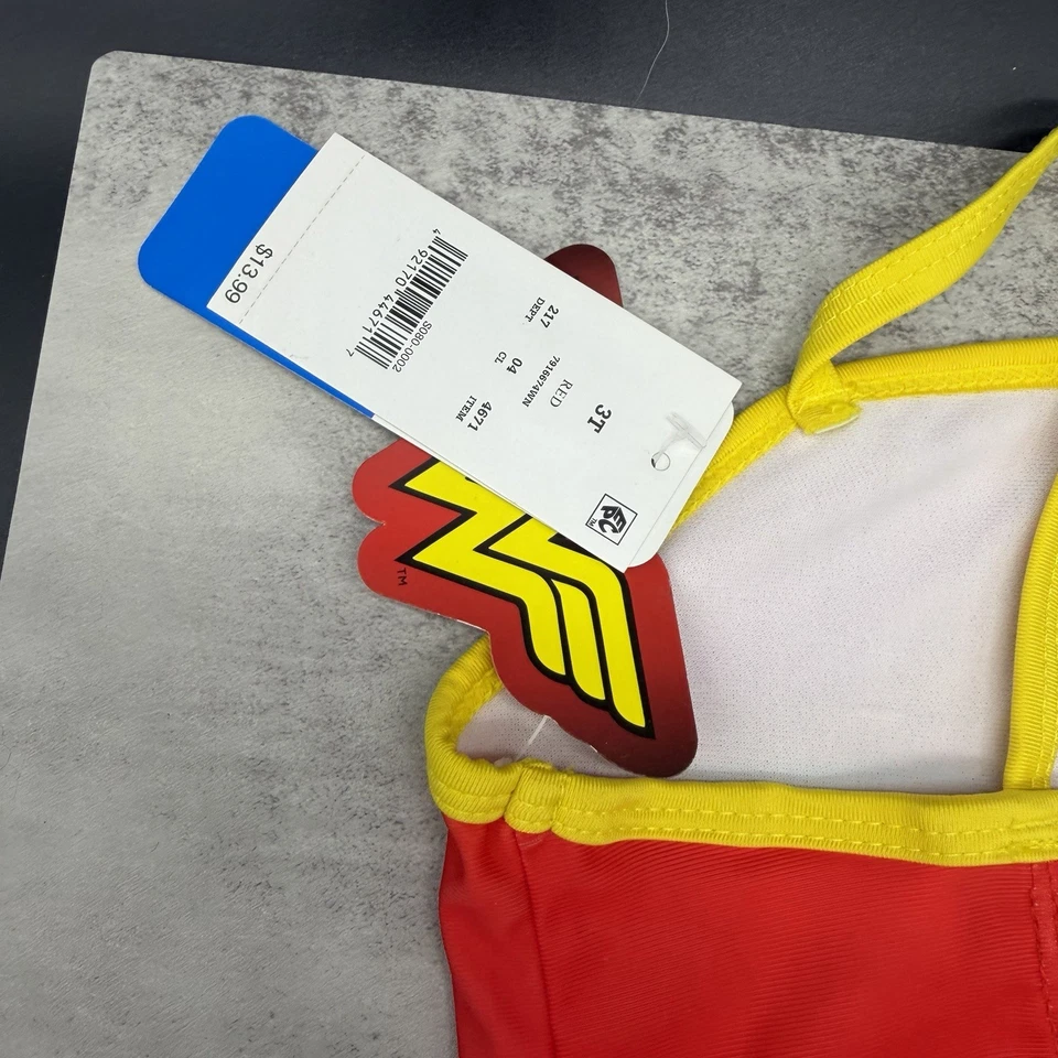 Купальник цельный для девочек DC Comics Wonder Woman супергерой КРАСНЫЙ UPF 50 - Изображение 3 из 4