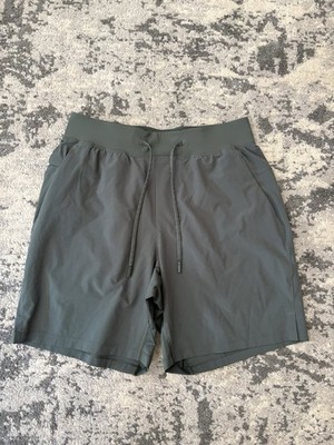 Lululemon Zeroed In Linerless Short 7.5'' - Dark Green Size Medium