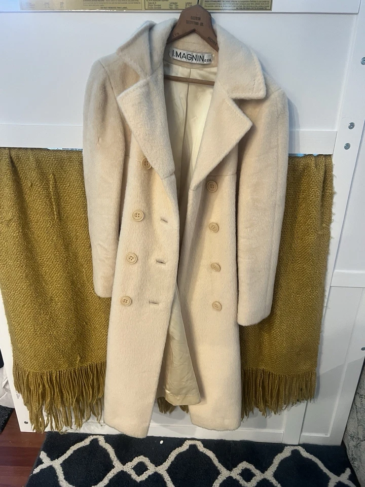Vintage 1960s I. Magnin Alpaca Mohair Pile Coat Cream Long Double Breasted ILGWU - Image 3 of 4