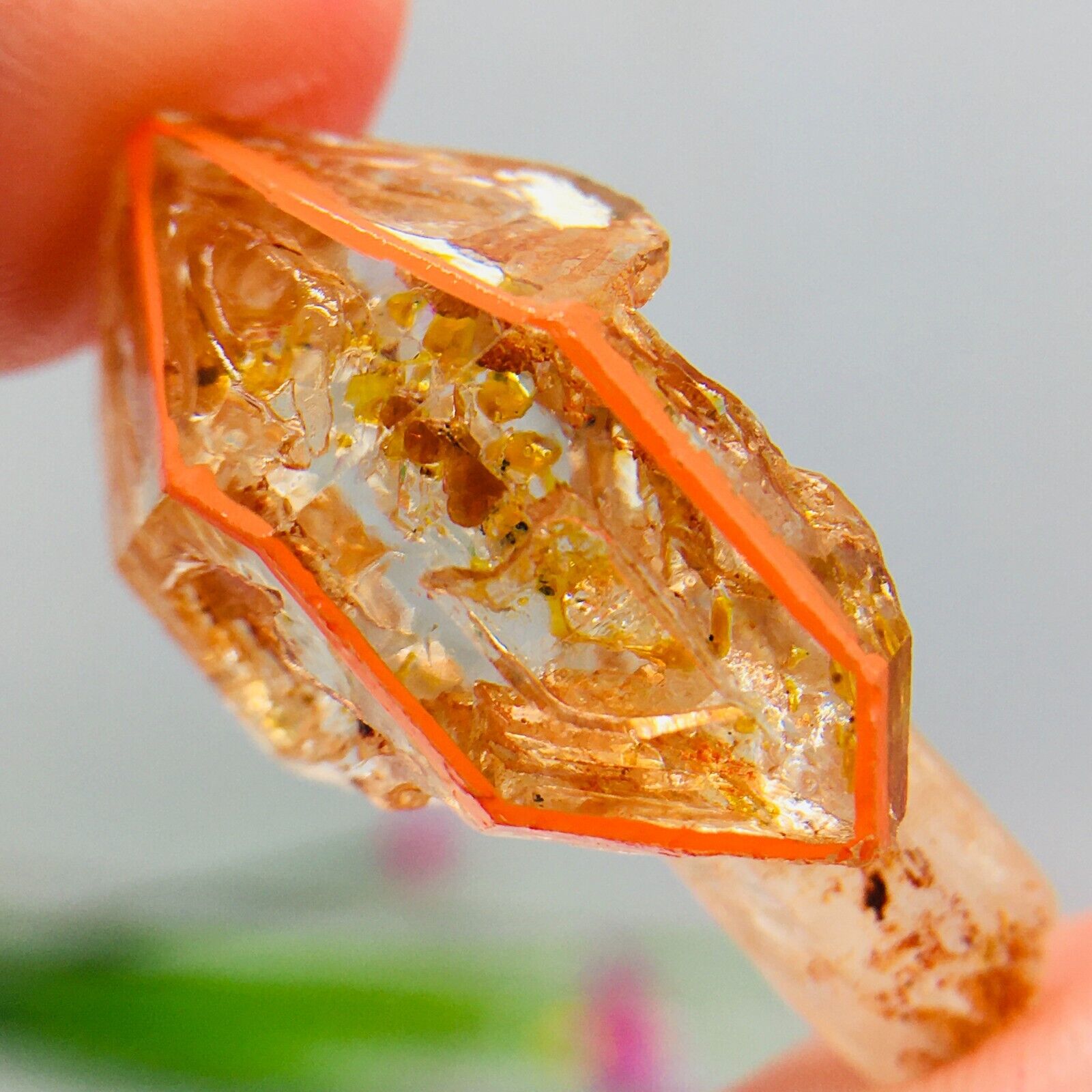 TOP Natural Herkimer diamond crystal water  Fluorescent Petroleum specimen 5.6G
