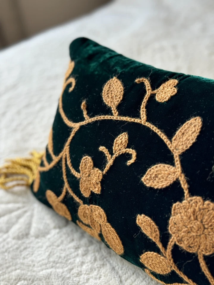 Luxury Dark Green Gold Rectangle Moroccan Handmade Embroider Filled Cushion - Image 2 of 4