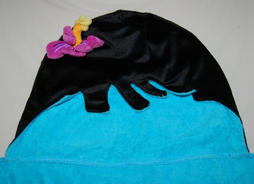 New The Company Store Girl's Multicolor Hula Girl Hooded Cotton Terry Towel - Picture 4 of 8