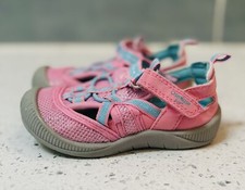 OshKosh B'Gosh Toddler Girl's Play Sandals Pink Sparkle Shoes Size 5
