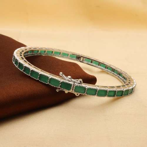 Eleganter CZ Armreif Armband 1 Stück mit quadratisch geschliffenen Steinen - in 4 Farben erhältlich - Bild 28 von 40