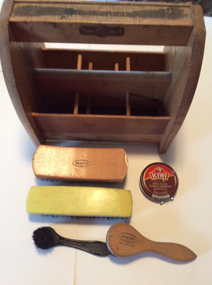 Gentlemen’s Hardware Cigar Box Shoe Shine Kit