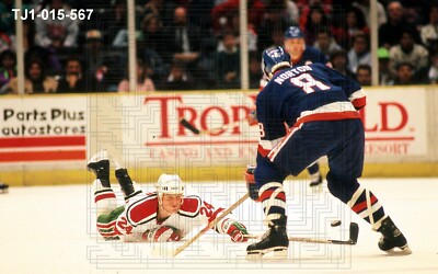Doug Brown - Jeff Norton - NJD vs. NYI 1990 - 35mm color slide - TJ1-015-567