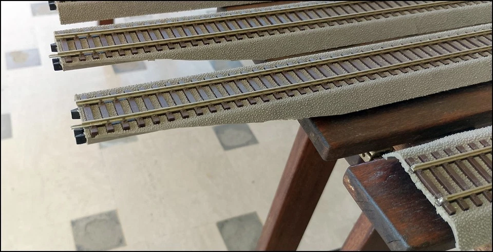 ROCO LINE lotto binari con massicciata in gomma usati HO ( vedere elenco). - Immagine 3 di 4