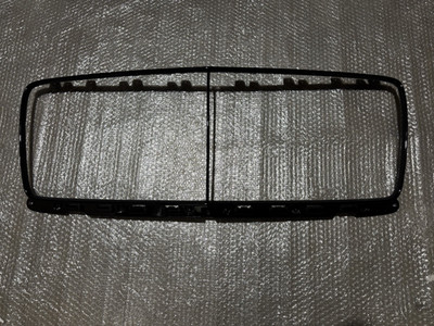 2021-2024 Bentley Bentayga Front Radiator Grille Surround Trim Frame Black New