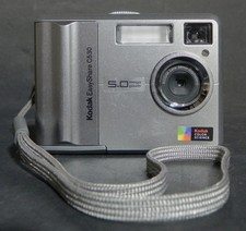 Kodak Easy Share Camera #C530 with case pre-owned works