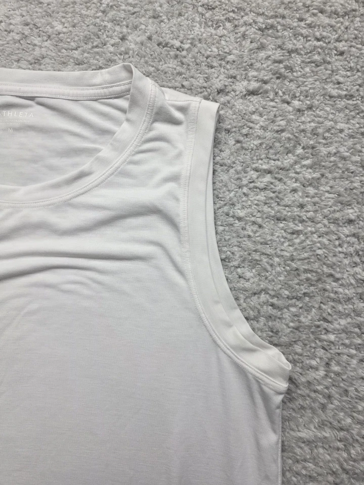 Athleta Women's White Tank Top Size Medium Round Neck - Image 3 of 4