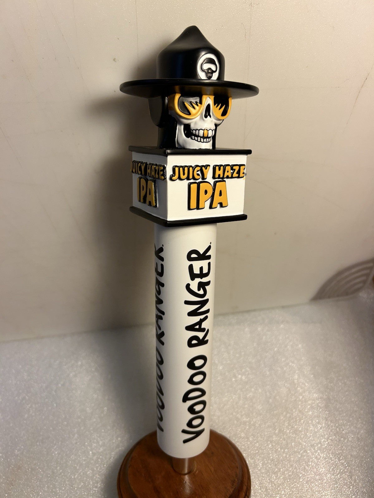 Picture 2 of 18