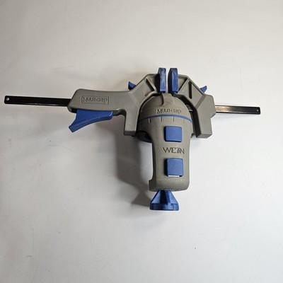 Wilton 60685  Multi-Grip Holding System