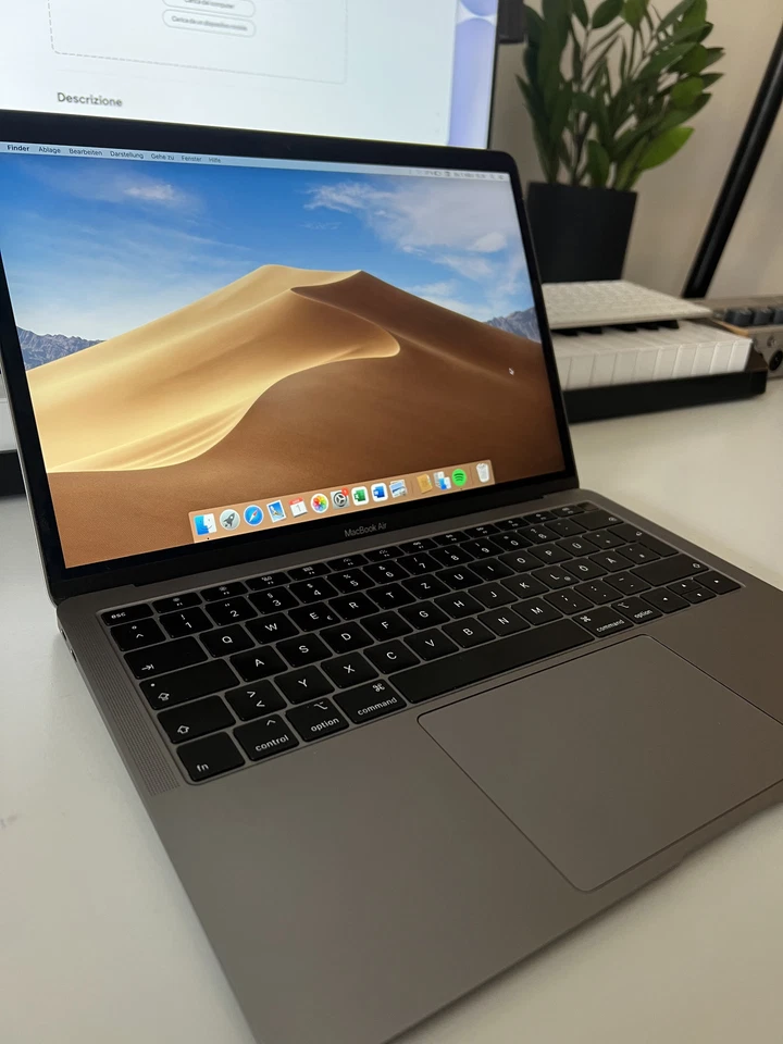 Apple MacBook Air 13" · i5 5th gen 1.6 GHz · 8GB · 128GB, foto 3 di 4