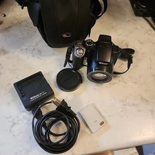 Nikon COOLPIX P80 10.1MP Digital Camera with 18x Optical Zoom (Black), Bundle