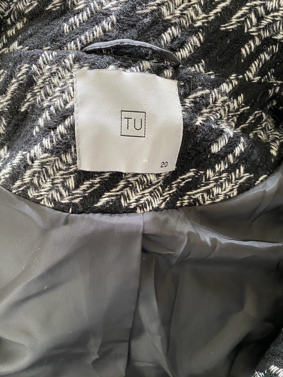 WOMENS TU SAINSBURYS UK20 BLK/WHITE PATTERNED BUTTONED WINTER SWING