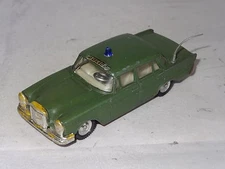 gama mini mod MERCEDES 220S MILITARY POLICE CAR (2)