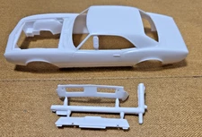 1968 Chevy Camaro Z28 Stock Body w Front & Rear Pans 1/25 scale AMT  MODEL PARTS