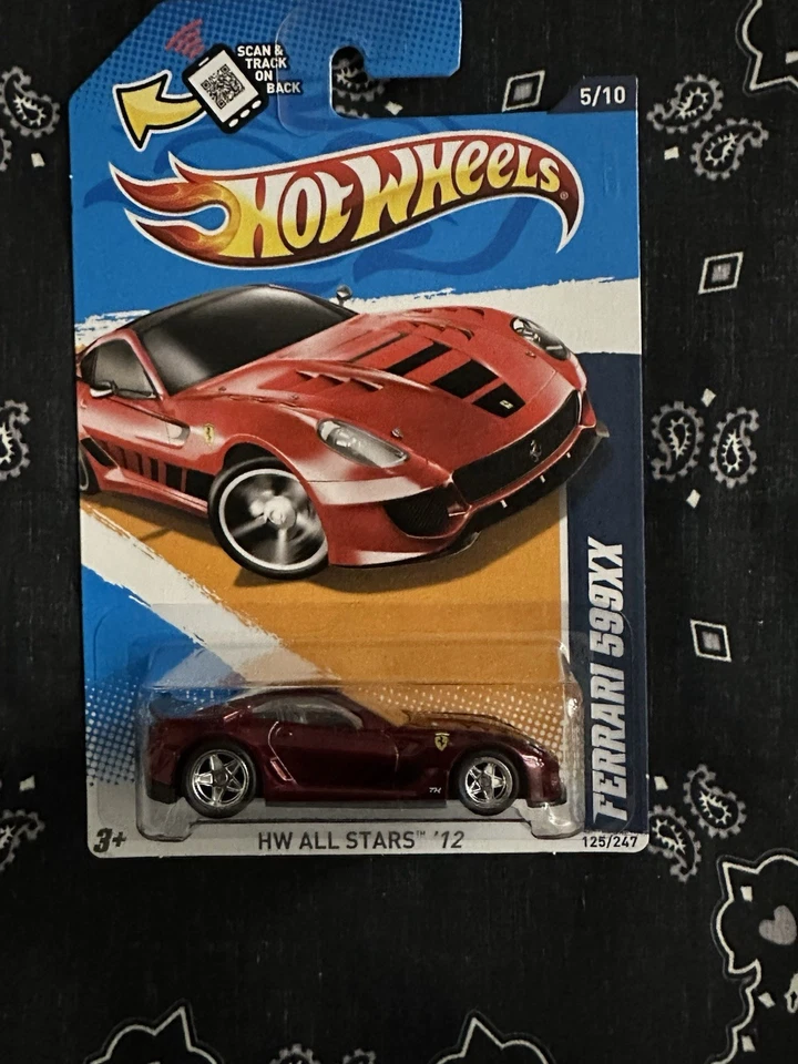 Hot Wheels Ferrari 599XX Super Treasure Hunt With Regular  - Image 2 of 4