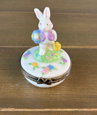 VTG Midwest Cannon Falls Easter Bunny Chick Trinket Pill Ring Box Small