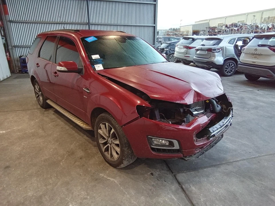 FORD TERRITORY 03/11-12/16 FUEL FILTER HOUSING SZ - image 2 of 4