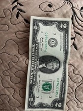 Billete de dos dólares con serie del 2017