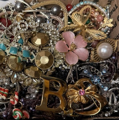 Vintage & Modern Some Signed Costume Jewelry Lot Full Small Priority Box # 115