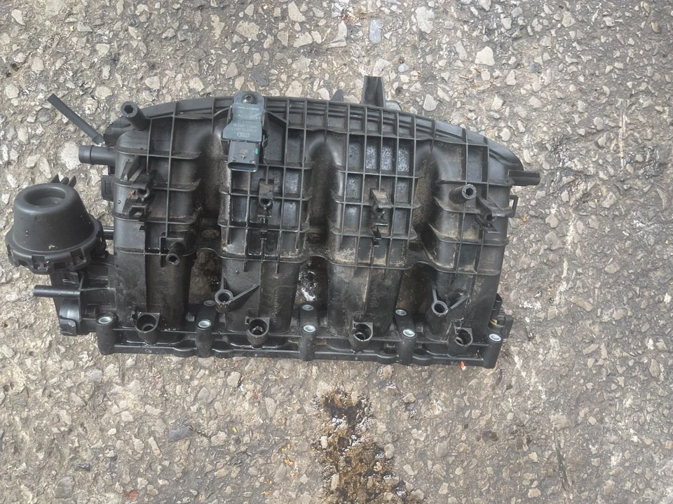 2013-2016 VOLKSWAGEN GOLF R MK7 7.5 2.0 PETROL CJX INLET MAINFOLD 06L133201 - Image 2 of 3